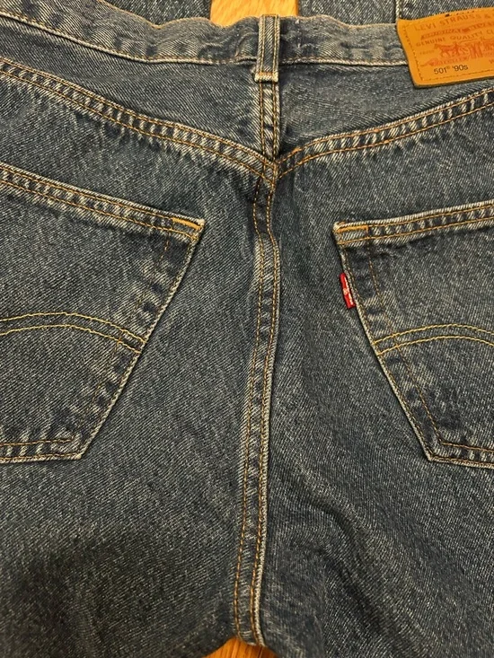 LEVI’S 501 90s Straight Leg Jeans - Picture 11 of 15